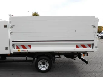 Iveco Daily doka wywrotka 140KM 464296 - kabina