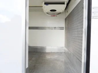 Iveco Daily kontener chłodnia 140KM 653106 - kabina