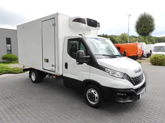 Iveco Daily kontener chłodnia 140KM 653106 - przod prawy