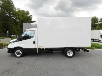 Iveco Daily kontener chłodnia 140KM 653106 - tyl