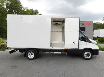 Iveco Daily kontener chłodnia 140KM 653106 - zaladunek