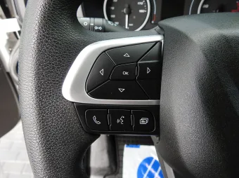 Iveco Daily kontener 8 palet 140KM 657437 - kierownica