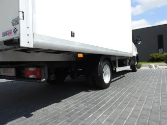 Iveco Daily kontener 8 palet 140KM 657437 - paka