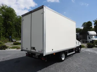 Iveco Daily kontener 8 palet 140KM 657437 - tyl