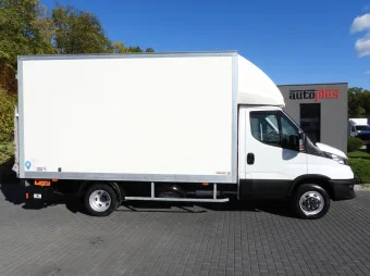 Iveco Daily kontener winda 8 palet 135KM 651741 - bok prawy