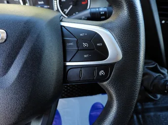 Iveco Daily kontener winda 8 palet 135KM 651741 - fotele