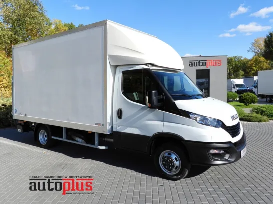 Iveco Daily kontener winda 8 palet 135KM 651741 - przod