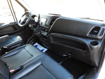 Iveco Daily kontener winda 8 palet 135KM 651741 - schowki