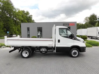 Iveco Daily wywrotka 140KM 709076 - bok prawy