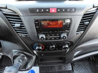 Iveco Daily wywrotka 140KM 688618 - detal