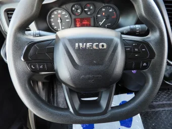 Iveco Daily wywrotka 140KM 688618 - fotele