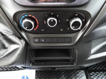 Iveco Daily wywrotka 140KM 709076 - konsola
