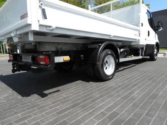 Iveco Daily wywrotka 140KM 656408 - paka