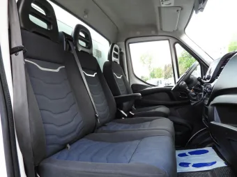 Iveco Daily wywrotka 140KM 656408 - schowki