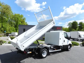 Iveco Daily wywrotka 140KM 656408 - tyl