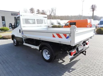 Iveco Daily wywrotka 140KM 688618 - tyl