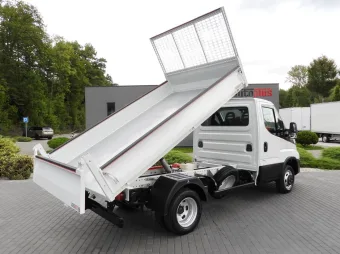 Iveco Daily wywrotka 140KM 709076 - tyl