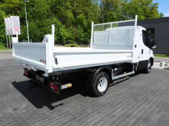 Iveco Daily wywrotka 140KM 656408 - tyl zabudowy