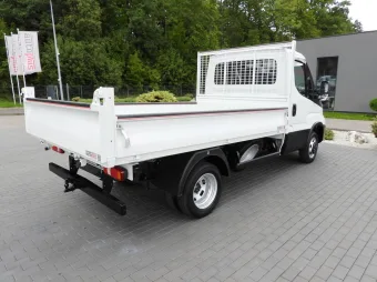 Iveco Daily wywrotka 140KM 709076 - tyl zabudowy