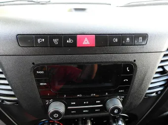 Iveco Daily kontener chłodnia 150KM 5418 - drzwi