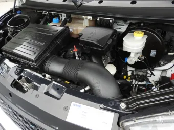 Iveco Daily kontener chłodnia 150KM 543596 - radio