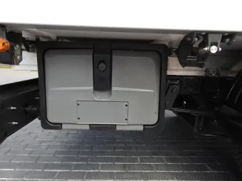 Iveco Daily kontener chłodnia 150KM 543596 - siedzenia