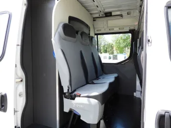 Iveco Daily brygadówka 160KM 339542 - detal