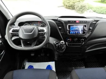 Iveco Daily brygadówka 180KM 347220 - konsola