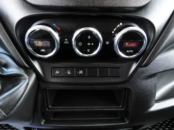 Iveco Daily brygadówka 160KM 339542 - radio