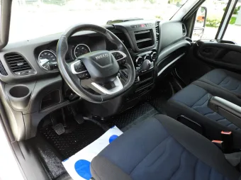 Iveco Daily brygadówka 160KM 339542 - srodek