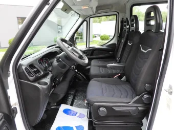 Iveco Daily brygadówka 180KM 347220 - wnetrze