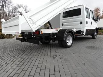 Iveco Daily doka wywrotka 160KM 421239 - detal