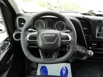 Iveco Daily doka wywrotka 160KM 319818 - fotele