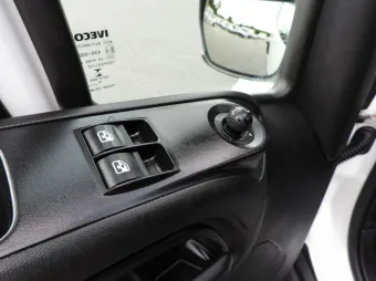 Iveco Daily doka wywrotka 160KM 319818 - radio