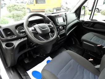 Iveco Daily doka wywrotka 160KM 319526 - srodek