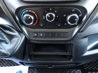 Iveco Daily kontener chłodnia 8 palet 160KM 648005 - detal