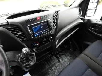 Iveco Daily kontener chłodnia 160KM 647527 - drzwi