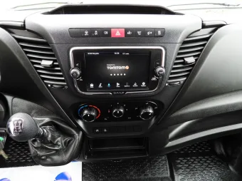 Iveco Daily kontener chłodnia 160KM 647527 - fotel pasazera