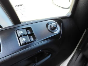 Iveco Daily kontener chłodnia 8 palet 160KM 648005 - radio