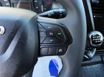 Iveco Daily kontener chłodnia 8 palet 160KM 648005 - radio