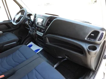 Iveco Daily kontener chłodnia 8 palet 160KM 648005 - schowki