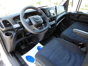 Iveco Daily kontener chłodnia 8 palet 160KM 648005 - srodek