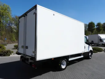 Iveco Daily kontener chłodnia 8 palet 160KM 648005 - tyl