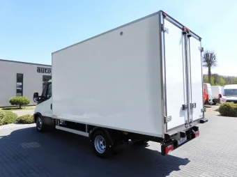 Iveco Daily kontener chłodnia 8 palet 160KM 648005 - tyl
