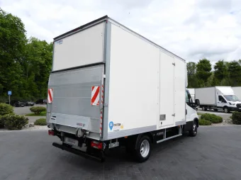 Iveco Daily kontener winda 8 palet 160KM 654837 - tyl