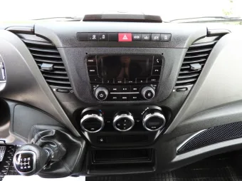 Iveco Daily kontener 10 palet 160KM 727711 - wnetrze