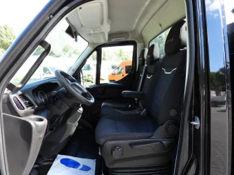 Iveco Daily wywrotka 160KM 695212 - radio