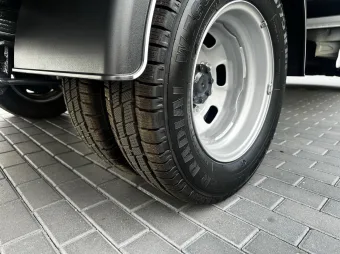 Iveco Daily doka skrzynia 170KM 098947 - kola