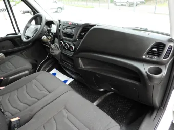 Iveco Daily doka skrzynia 170KM 098947 - konsola
