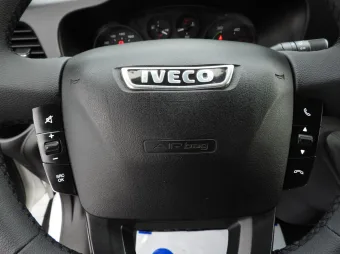 Iveco Daily doka skrzynia 170KM 098947 - navi